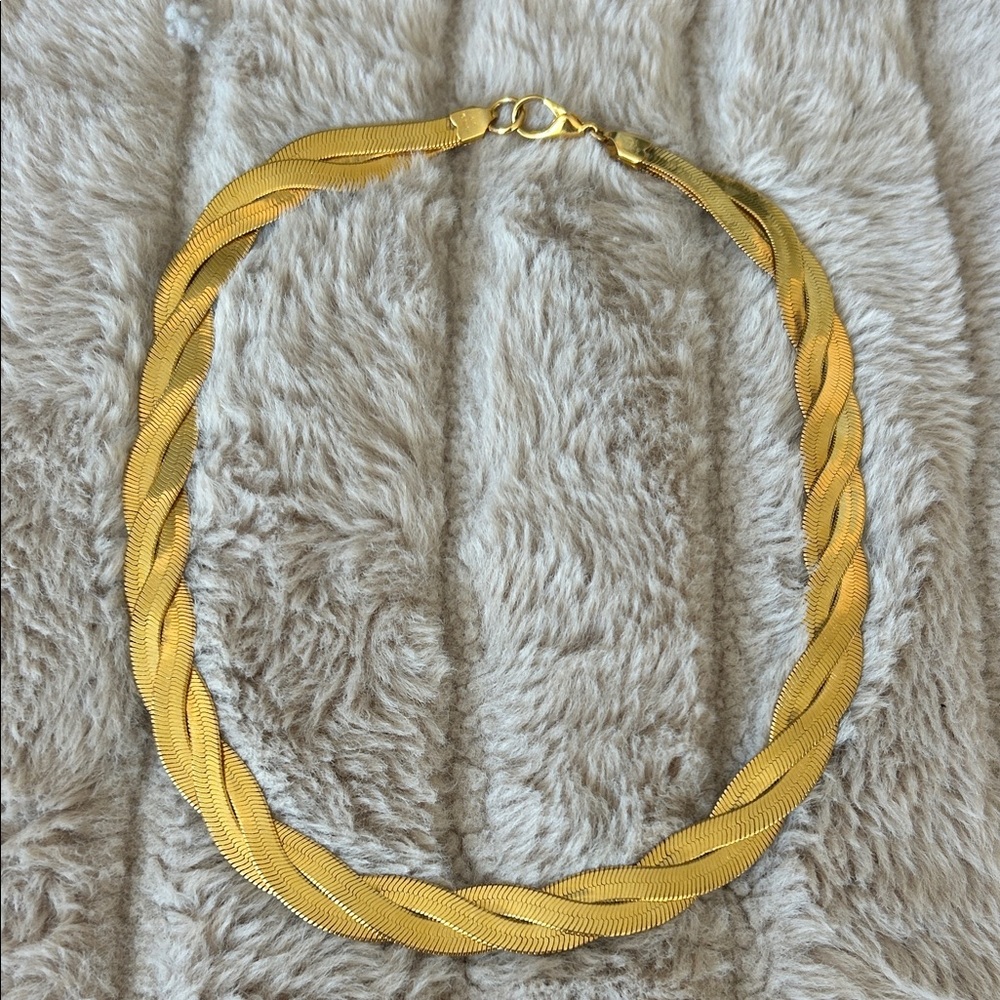 Avon Gold Braided Necklace